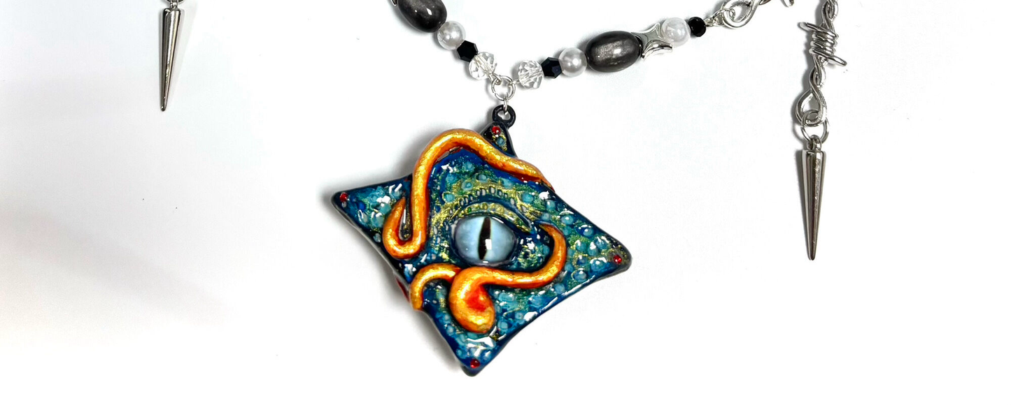 Abyss-Eye Necklace