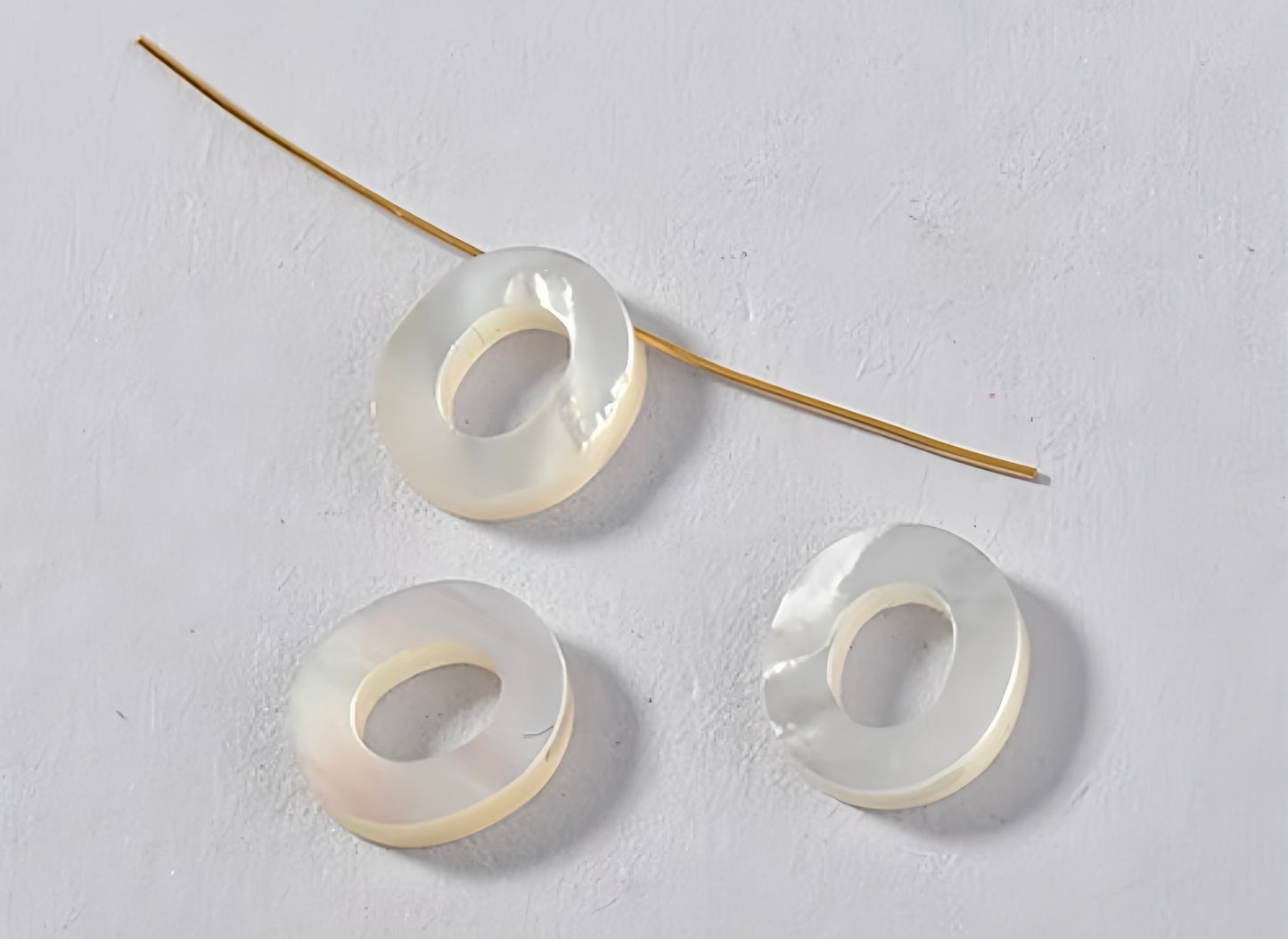 Natural Seashell 26 Letters Polished Pendant