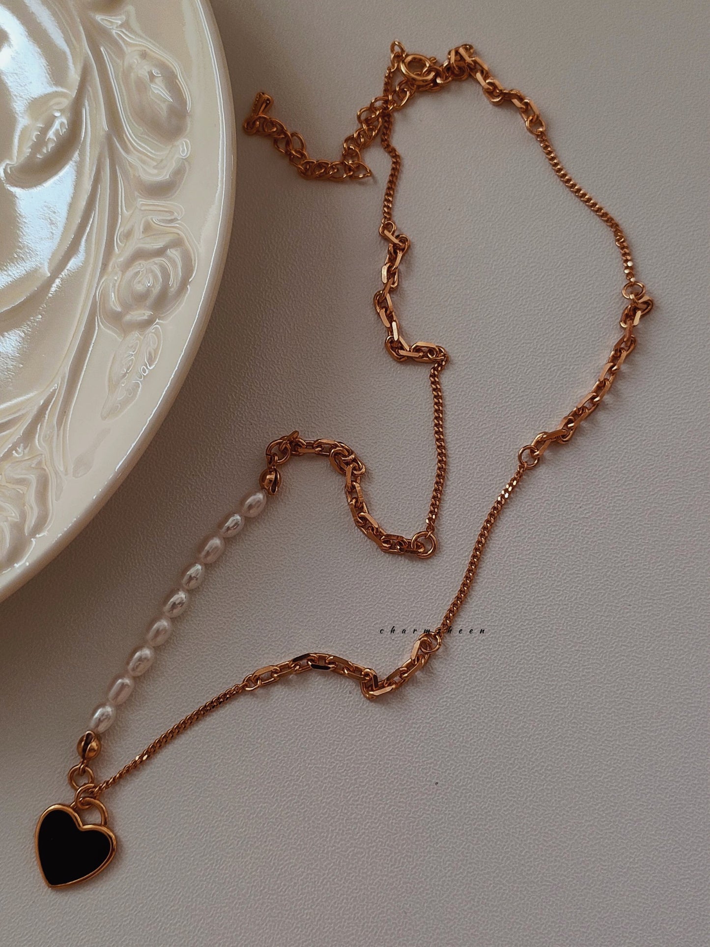 [Heart Beat] 18k Gold Planting Freshwater Pearl Enamel Necklace